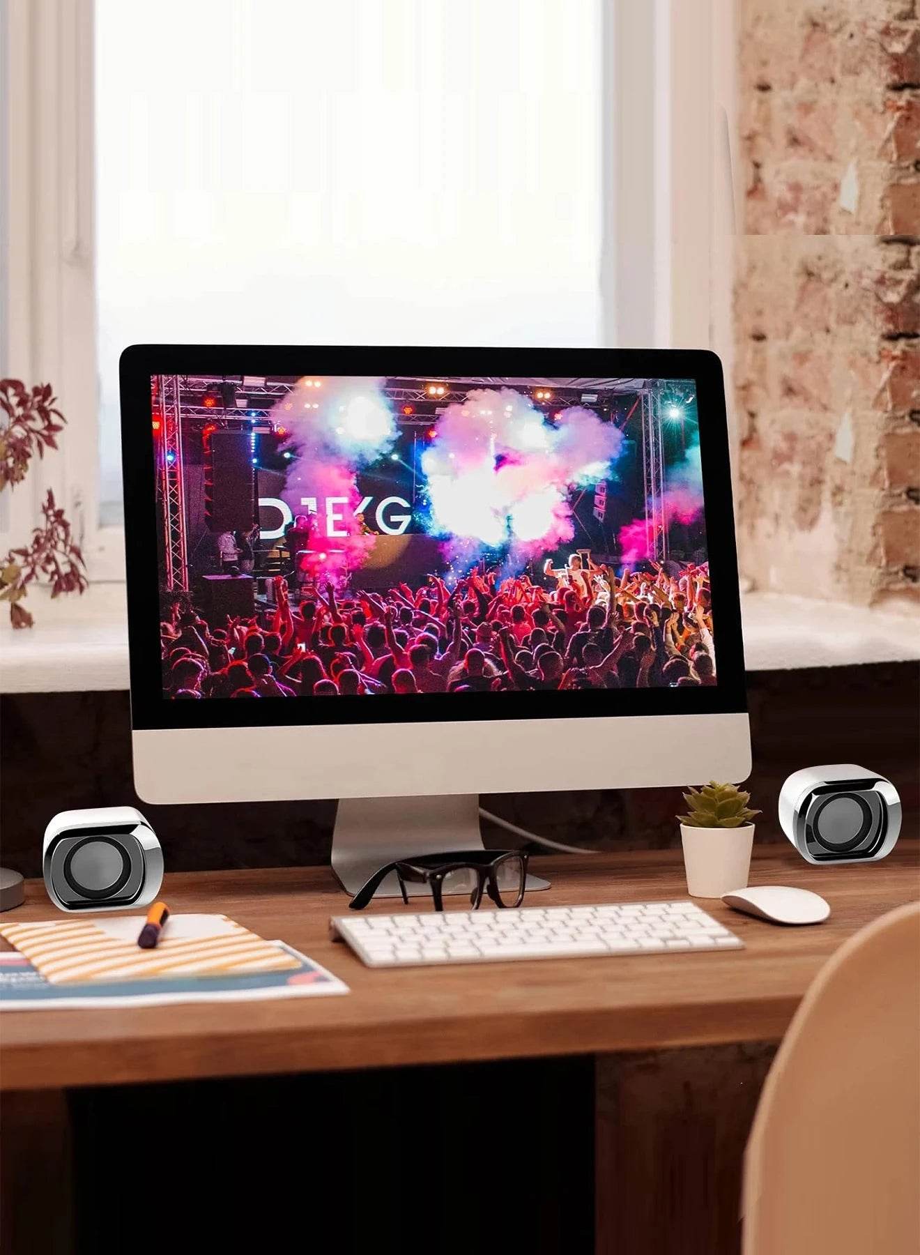 Compact USB-Powered Computer & Laptop Speaker with Volume Control - Nic's Electronics