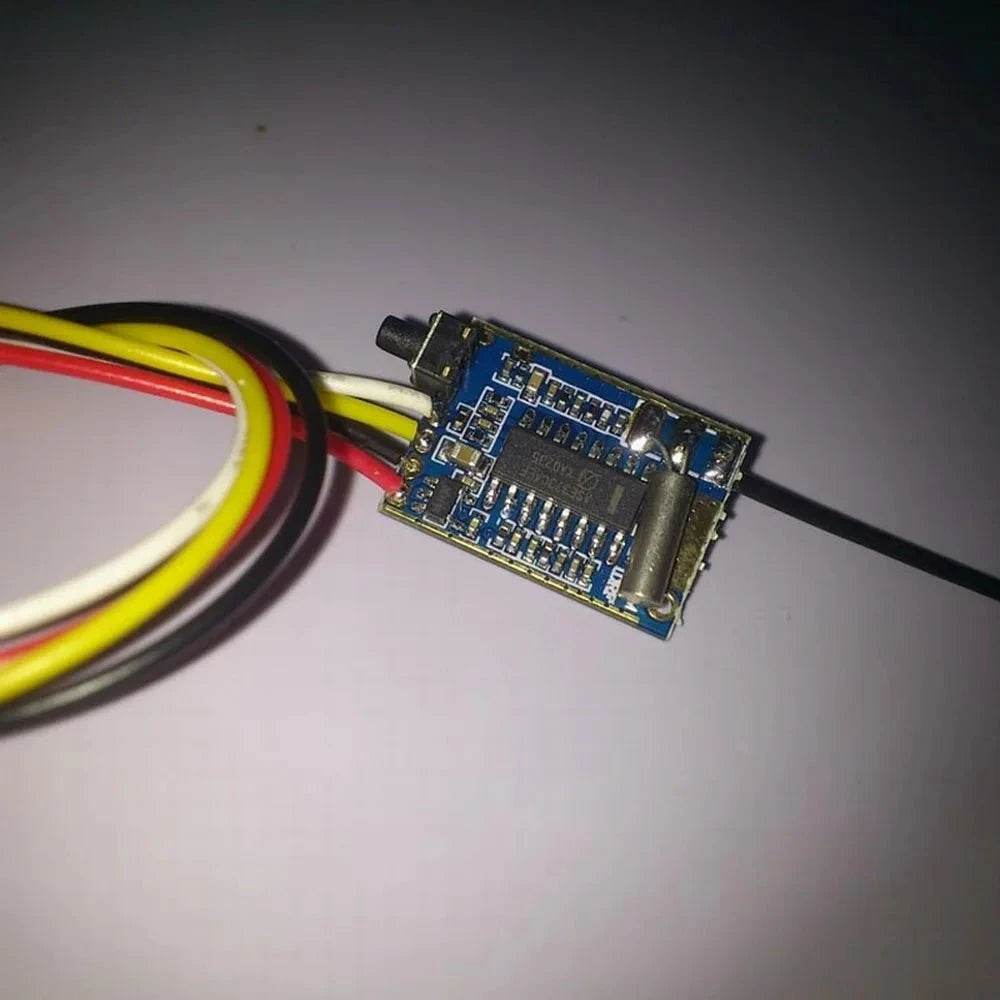 UHF 200mW Wireless AV Transmitter - Nic's Electronics